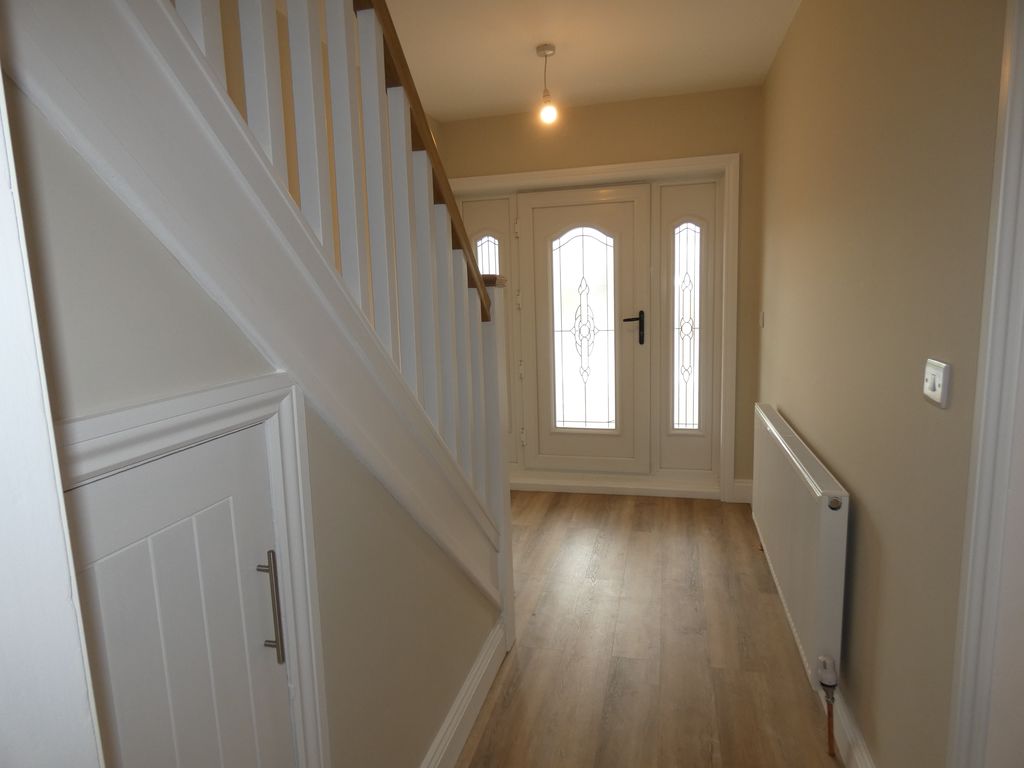 Entrance Hallway- click for photo gallery